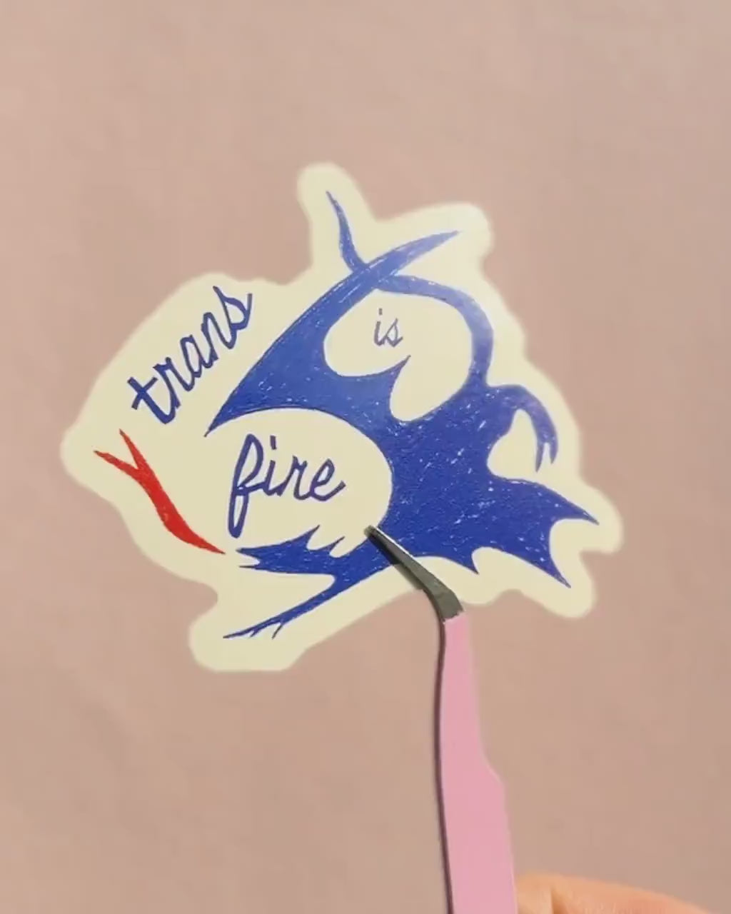 Autocollant « Trans is Fire » ✶ Vinyle imperméable